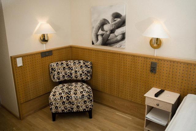 Finlandia Hotel Victoria Tampere Room photo